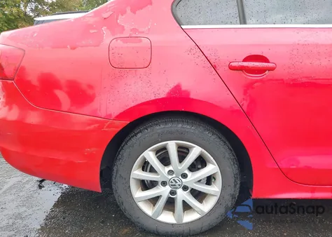 2014 Volkswagen Jetta 1.8T Se from USA, damaged, VIN 3VWD17AJ8EM433226